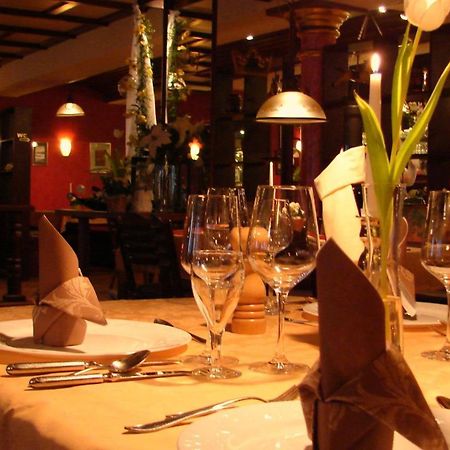 Hotel Restaurant Krone Вольфах Екстер'єр фото